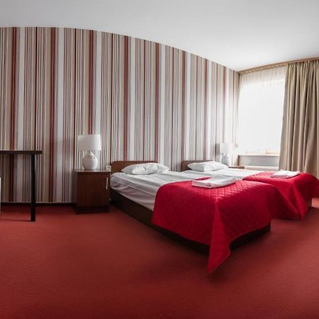 Hotel Piemont Pabianice Luaran gambar