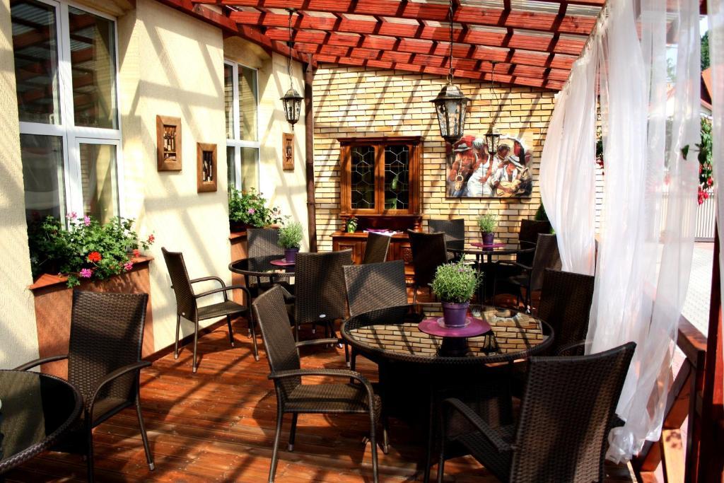 Hotel Piemont Pabianice Luaran gambar