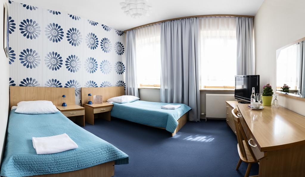 Hotel Piemont Pabianice Luaran gambar