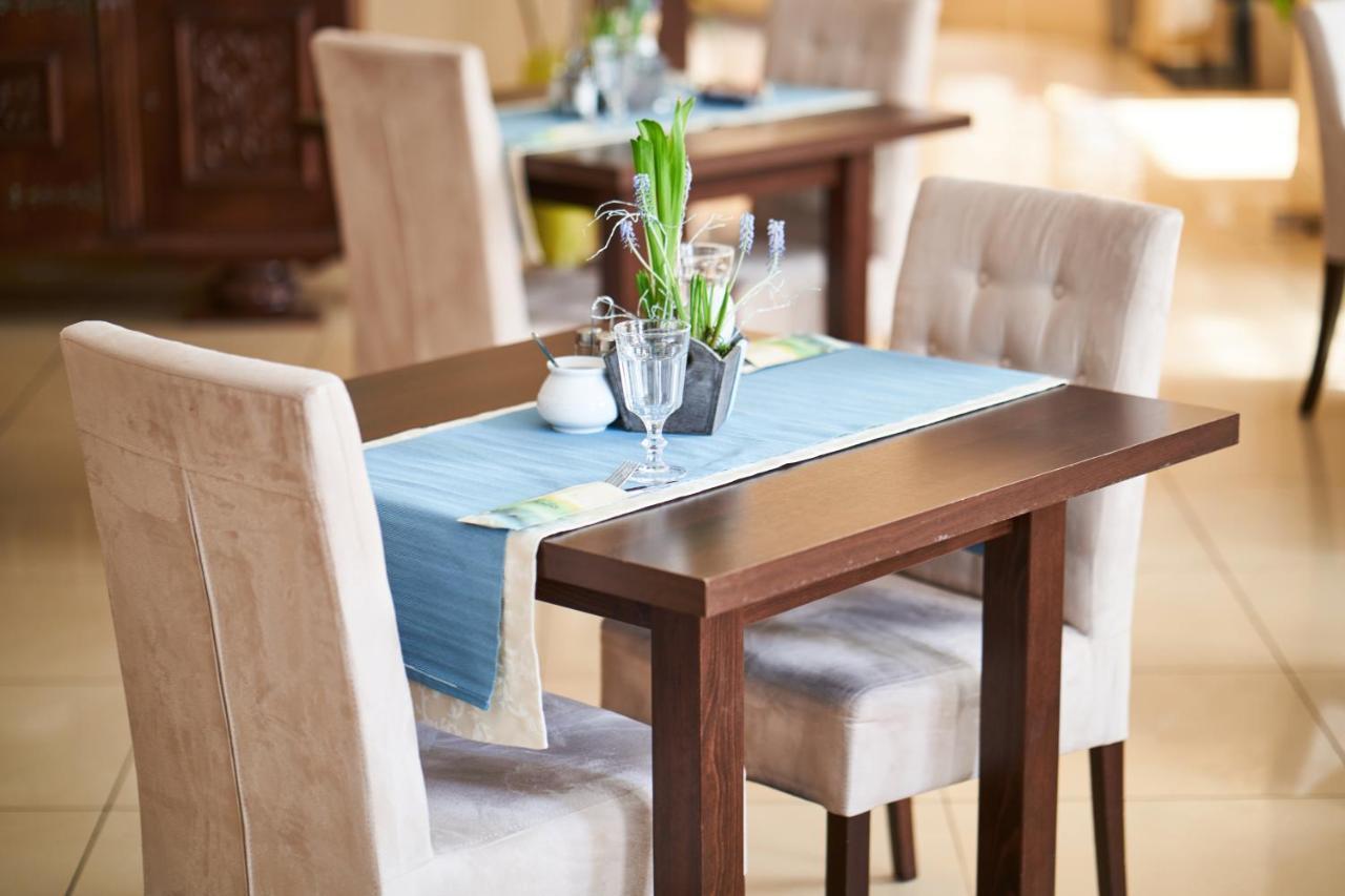 Hotel Piemont Pabianice Luaran gambar