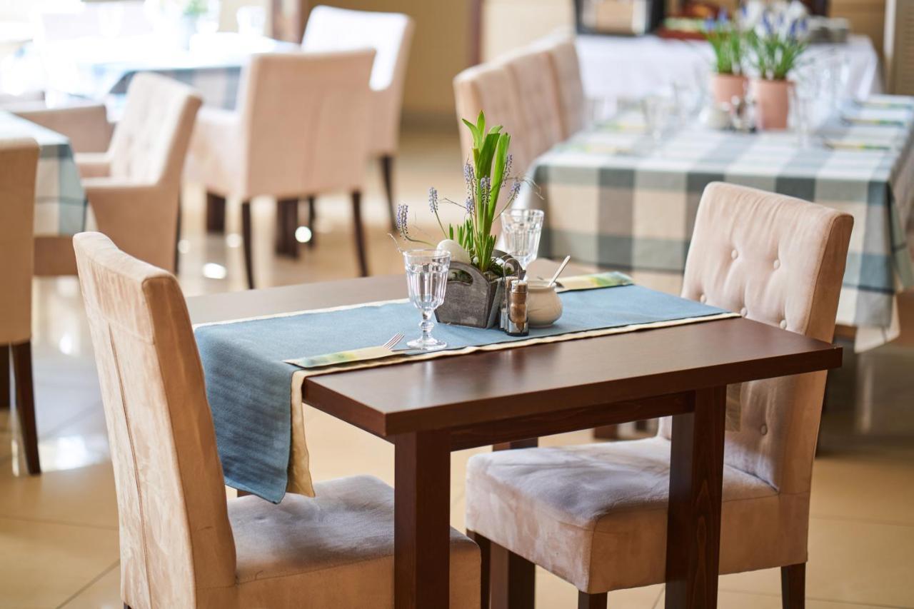 Hotel Piemont Pabianice Luaran gambar